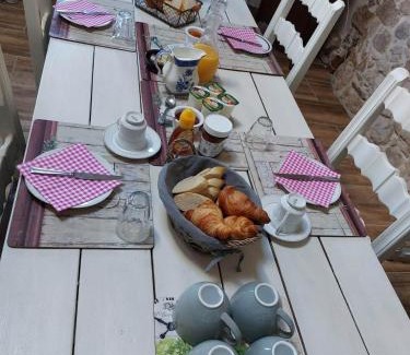 Rancon Bed & Breakfast | Lazy Days