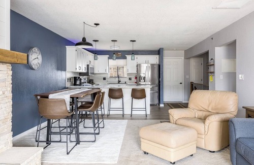 Osage Beach Condo | Lazy Days U-03 - Three Bedroom Apartment, Sleeps 8
