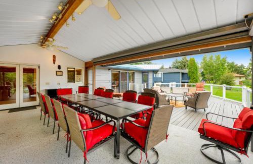 Lakeside House | Lazy K on Peaceful Bay - Full Property