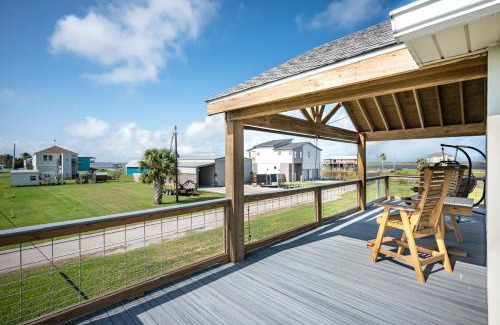 Galveston House | Lazy Lagoon home
