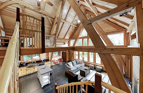 Franklin House | Lazy Lumberjack Grande