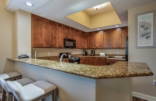 Naples Cottage | Lazy River, 4 Pools, 5th Ave Resort, Your Personal Oasis, Walk to 5th Ave shops