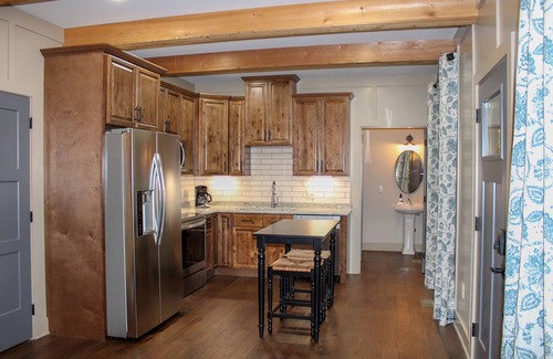 Mentone House | "Lazy River Cottage" just steps from Desoto Falls on Little River in Mentone, AL