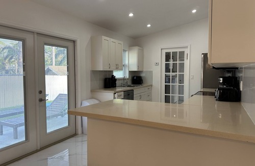 Boynton Beach House | Lazy Sunshine Hideaway