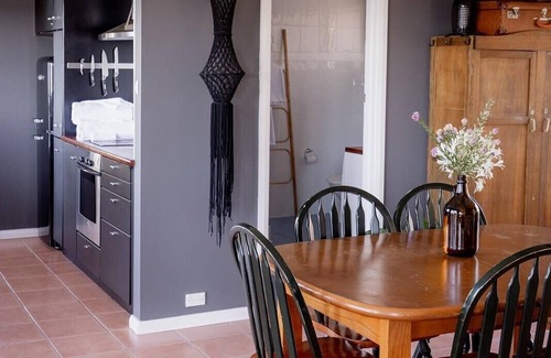 Primrose Sands House | 'Lazy Susan's' Waterfront Shack