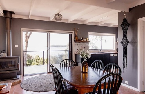 Primrose Sands House | 'Lazy Susan's' Waterfront Shack