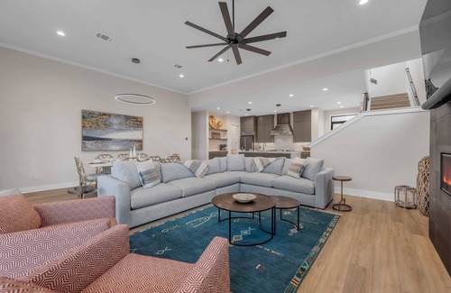 Burnet House | LBJ Bliss Retreat | Concierge Services | Promos Available
