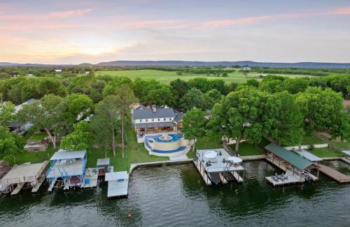 Kingsland House | LBJ Lodge Concierge Services