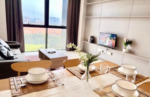 Tropicana Apartment | LC 1-10Pax 3Room Cozy Home 4Qbed WiFi TV Tropicana