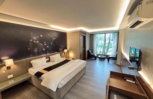 Indore Resort | LCH Fitness