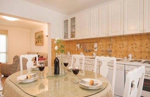 Ruzic House | LCT Holiday Home Ružić