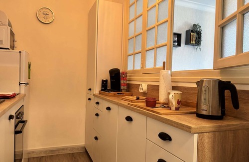 Chatel-Guyon Apartment | Le 130 - 1 bedroom - Wifi - near Parc Thermal - 2 people