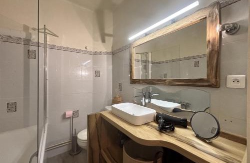 Chatel-Guyon Apartment | Le 130 - 1 chambre - Wifi - Proche Parc Thermal - 2 personnes