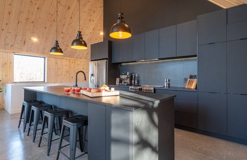 Shefford Ski Chalet | ⭐️ LE 1792 ⭐️ Design & Spa - Chalet Scandinave!