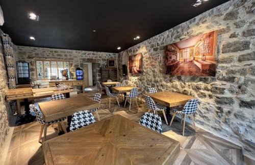 Langeac Hotel | Le 19 - Suite LaFayette 70m2 - Centre Historique - Clim