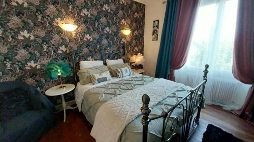 Saint-Sornin-Lavolps House | le 7 pompadour