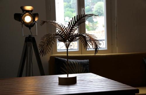 Agen Apartment | LE 7E ART Salle de cinéma privée centre Agen