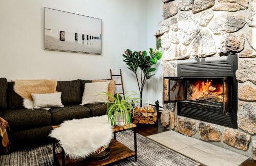 Sainte-Lucie-des-Laurentides House | Le Alesund, 5BR avec SPA, PLAGE et embarcations