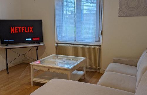 Mulhouse Apartment | Le Bâlois - appartement 2 chambres, salon, cuisine équipée, parking et wifi gratuit