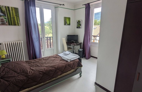 Lully Apartment | Le Balandri - Chambre Indépendante Avec Cabine de Douche