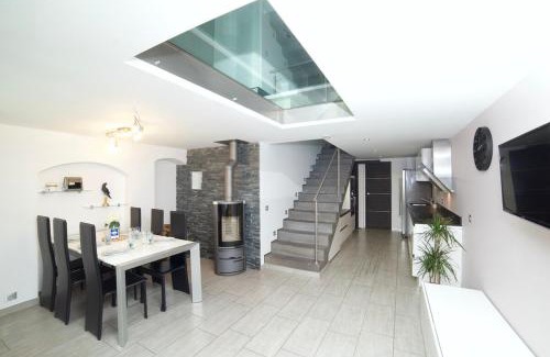 Genevois Apartment | Le Beau-Mont Triplex moderne lit King Size proche Geneve