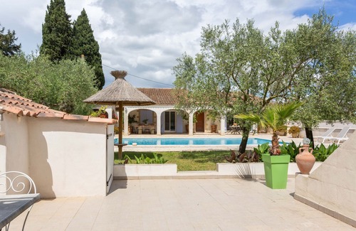 Beaucaire Apartment | Le Beaucaire 4P - Appt 4p climatisé avec piscine