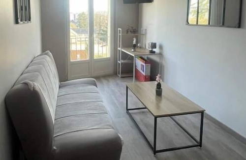 Tarbes Apartment | Le Belvédère. Dernier Étage Avec Terrasse. Wifi