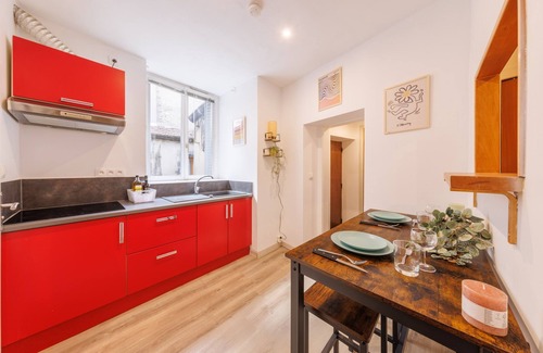 Clermont Ferrand City Centre Apartment | Le Bercail - Joli studio proche commodités
