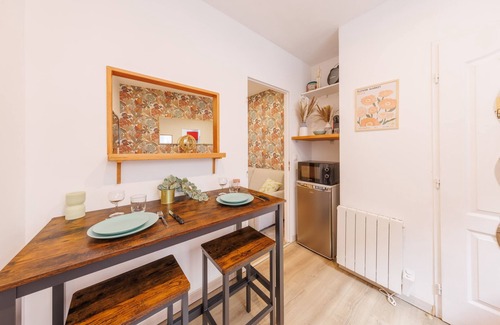 Clermont Ferrand City Centre Apartment | Le Bercail - Joli studio proche commodités