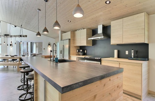 Saint-Raymond Ski Chalet | LE Berm Au Chalet De La Vallée