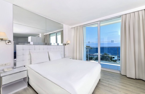 Kadnlar Denizi Mahallesi Hotel | Le Bleu Hotel & Resort
