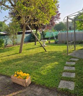 Montbazon House | Le Bleuet de Montbazon