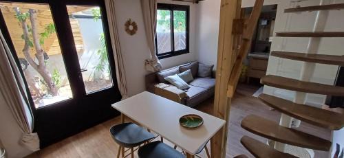 Etang Sale Les Bains Ski Chalet | Le bord du lac