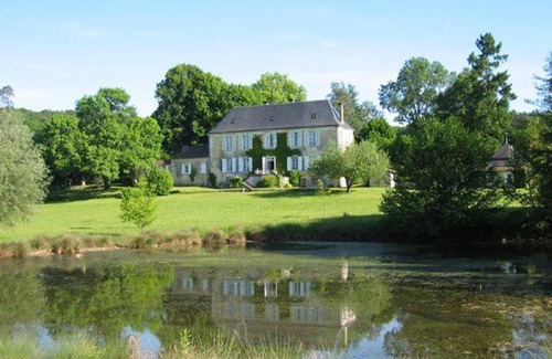 Saint-Sauveur House | Le Bourdil Blanc B&B