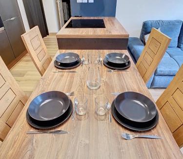 Voiron Apartment | Le cèdre de Jori
