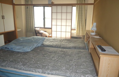 Myoko House | Le Café Cerisier