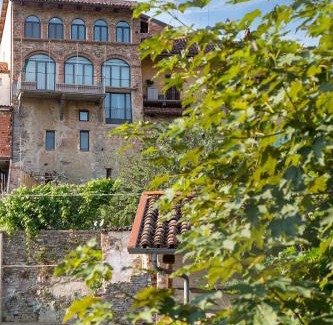 Farigliano House | Le Case di Angelina - Langhe Loft & Suites