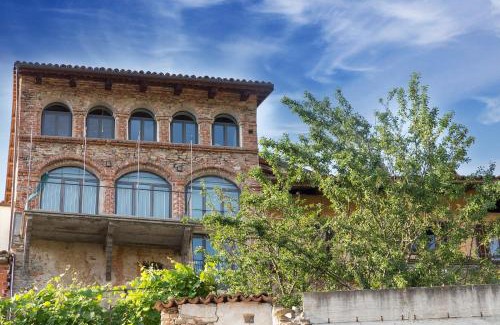 Farigliano House | Le Case di Angelina - Langhe Loft & Suites