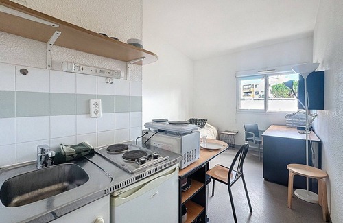 Hopitaux-Facultes Apartment | Le Central FAC, Studio close to Universities