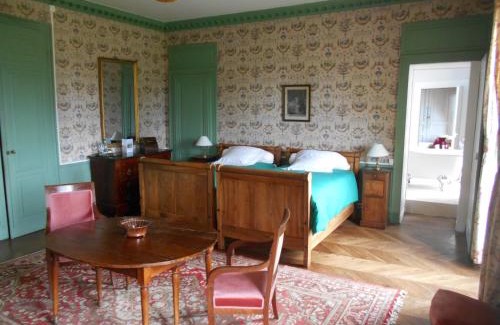 Parigny Bed & Breakfast | Le Château d'Ailly