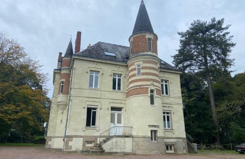 Carquefou Apartment | Le Château de Bel Air - Suite de 125m2 - Expérience unique