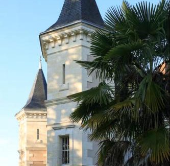 Bourrou Villa | Le Château de Monciaux
