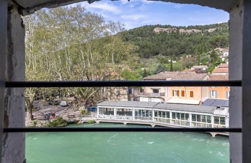 Fontaine-de-Vaucluse Apartment | Le Château Olive et Raisin