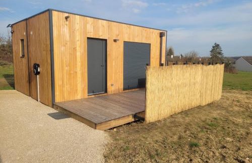 Lucay-le-Male Ski Chalet | Le chalet de Lenny- spa- borne recharge- wifi