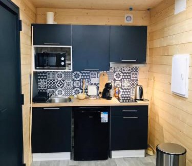 Lucay-le-Male Ski Chalet | Le chalet de Lenny- spa- borne recharge- wifi