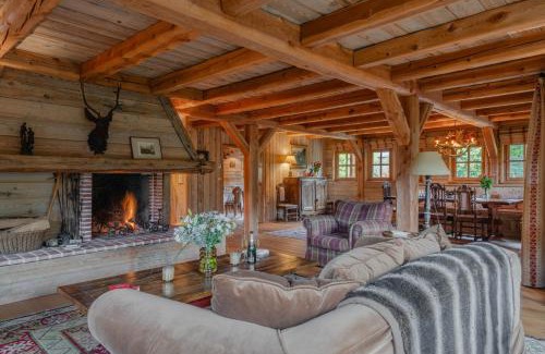 Le Serre Barbin Ski Chalet | Le Chalet l'Harmonie - Pierres d'Histoire
