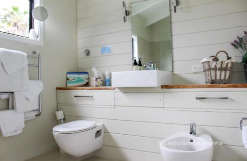 Ostend Apartment | Le Chalet Waiheke Apartments