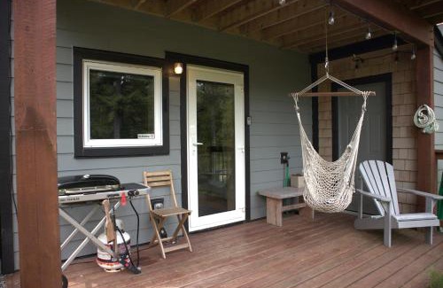 Ucluelet Apartment | Le Chalet Waterfront Studio Suite, View, Patio, Kitchen