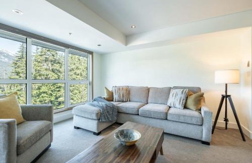 Blackcomb Apartment | Le Chamois by Outpost Whistler