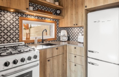 Lac Beauport Cabin | Le Chamonix : Tiny house in nature (CITQ : 310190)
